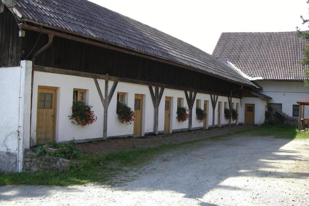 Landgasthof Duellhof Schaufling Екстериор снимка